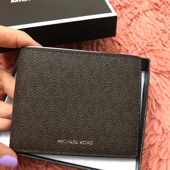 MICHAEL KORS JET SET BROWN LEATHER BIFOLD WALLET - Picture 3 of 7